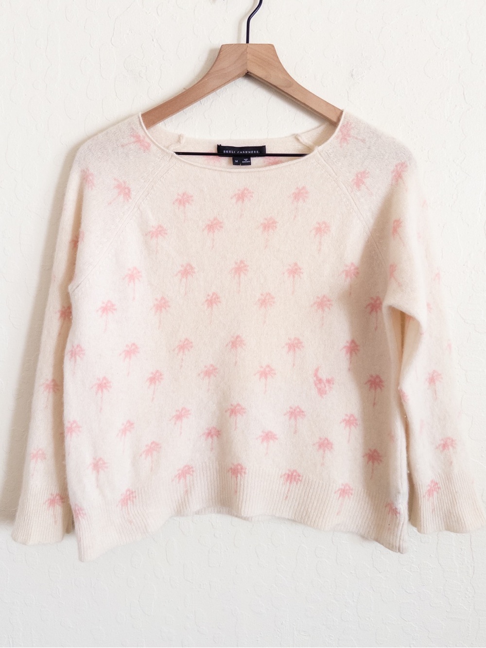 Skull Cashmere 100% Cashmere Palm Tree Print Crewneck Sweater Medium Cream Pink
